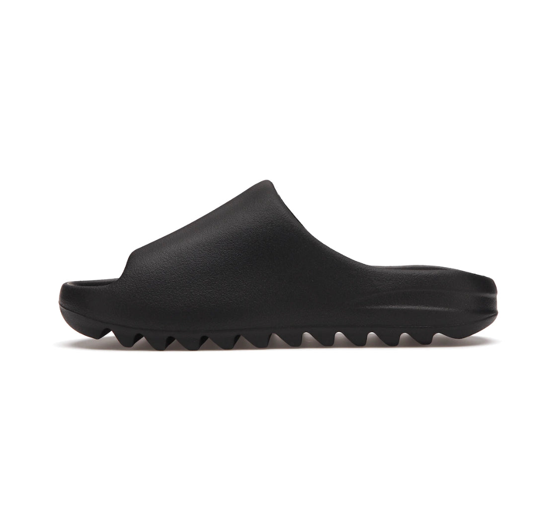 Yeezy Slides "Onyx"