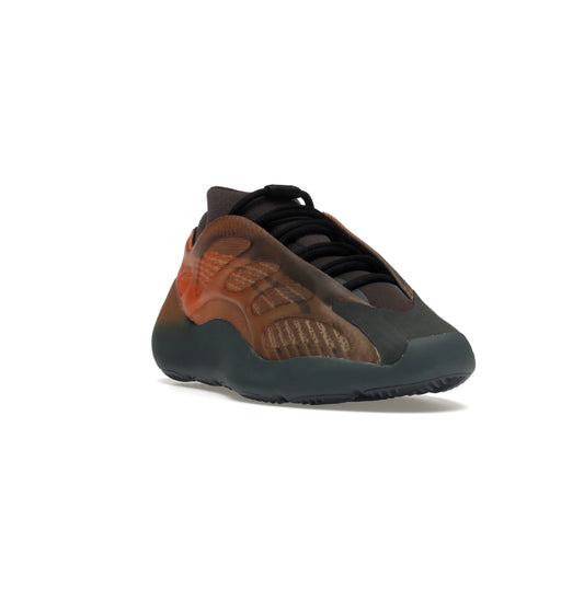 Yeezy 700V3 "Copper Fade"